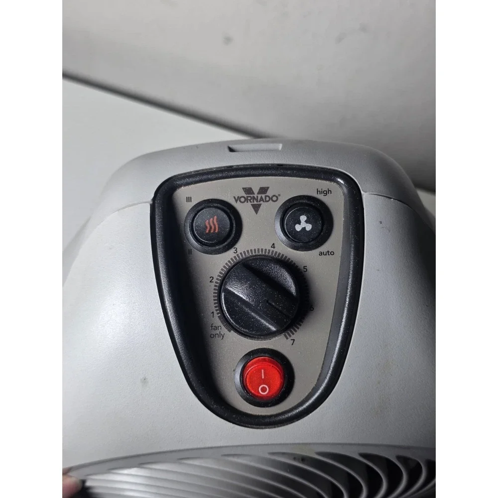Vornado VH2 Room/Space Heater 750/1500 Watts-Linen White Color
